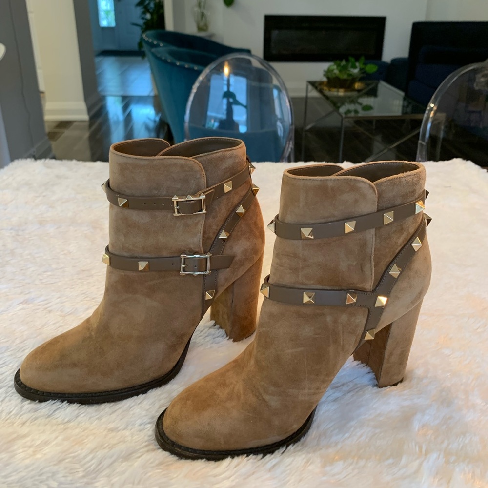 Valentino Tan Suede Ankle Boot with Rock Stud (size 36.5)